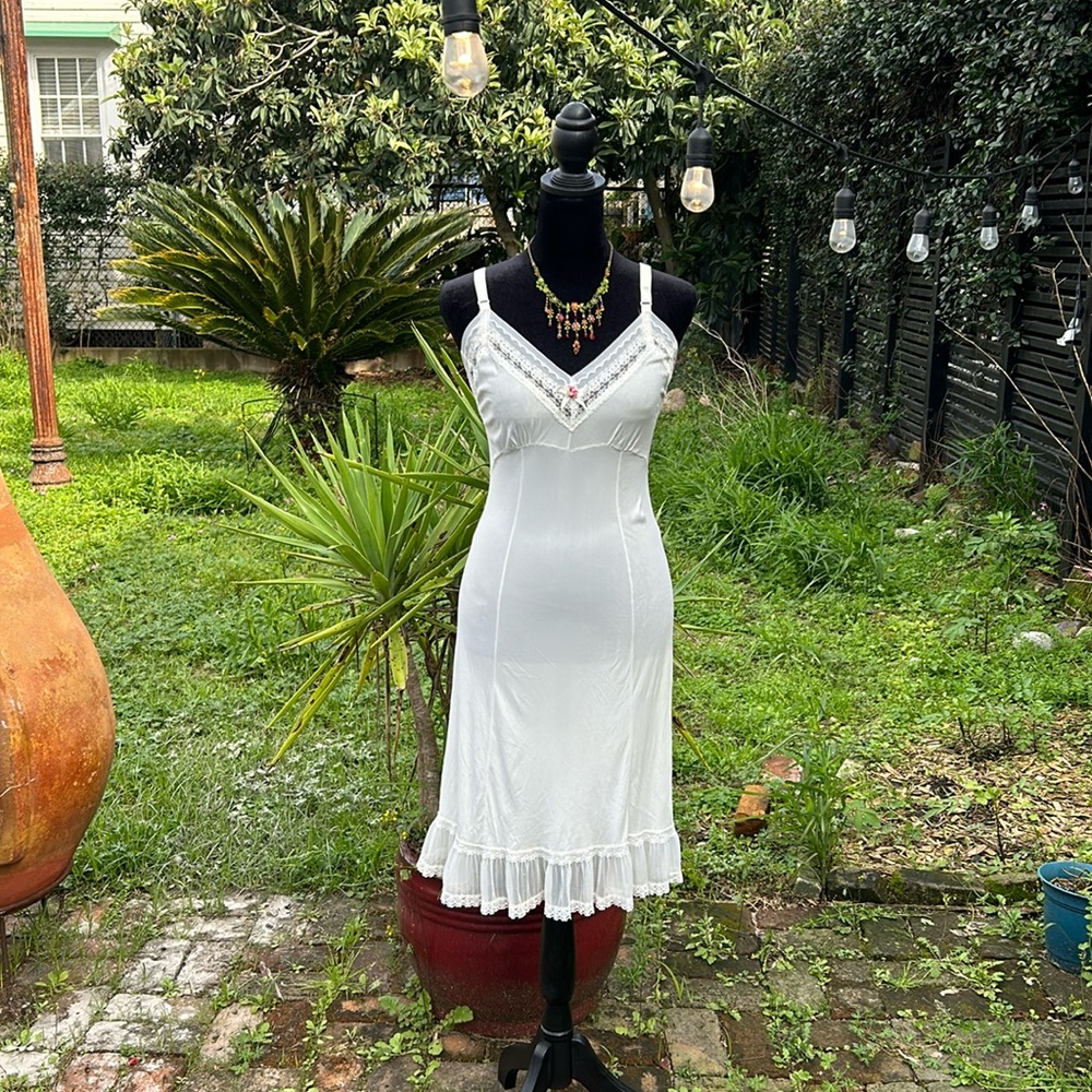 70s Vintage Rosette Slip XS